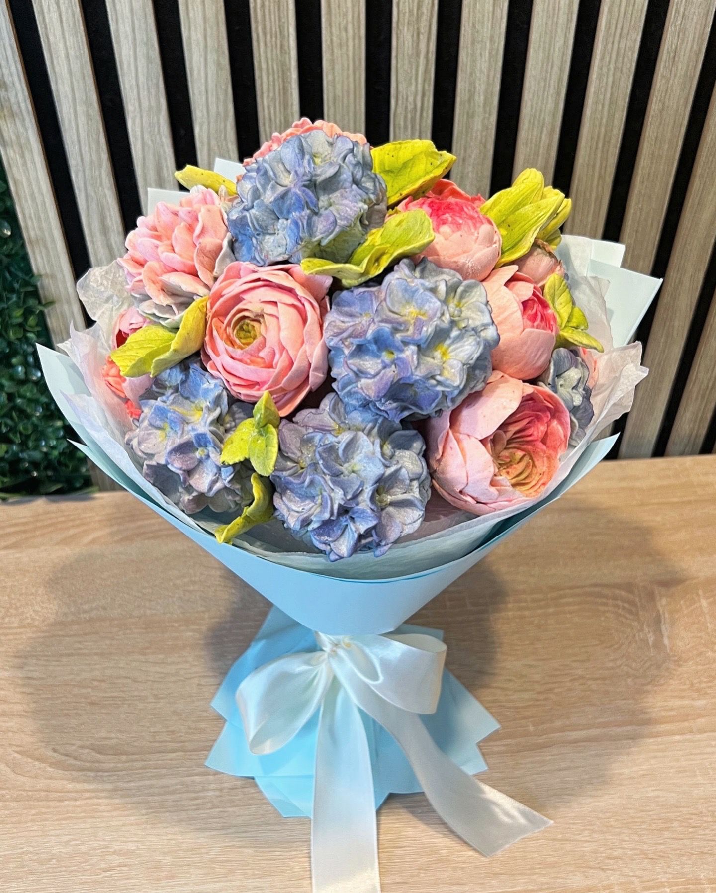 Blue Whisper buchet mic